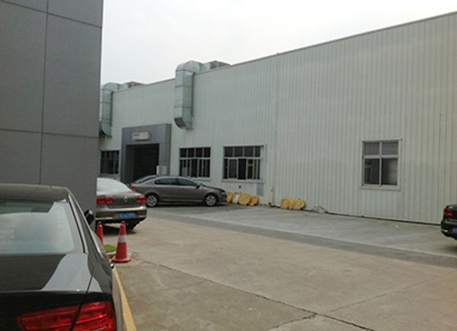 汽車(chē)車(chē)間環(huán)?？照{(diào)番禺4S店維保車(chē)間案例