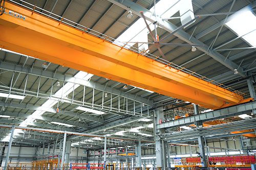 新廠(chǎng)房通風(fēng)降溫：工業(yè)大風(fēng)扇這樣裝，省電又省地！