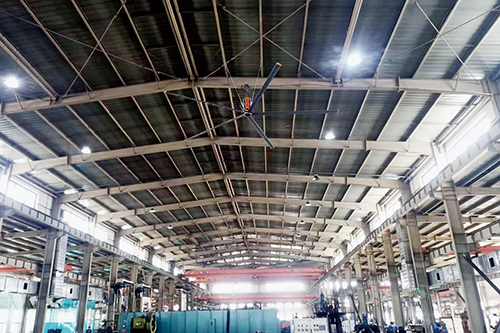 倉庫熱到冒煙，電費(fèi)還蹭蹭漲？這招幫你破局！