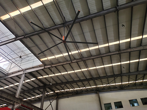 工業(yè)大風(fēng)扇在機(jī)場車站的應(yīng)用優(yōu)勢